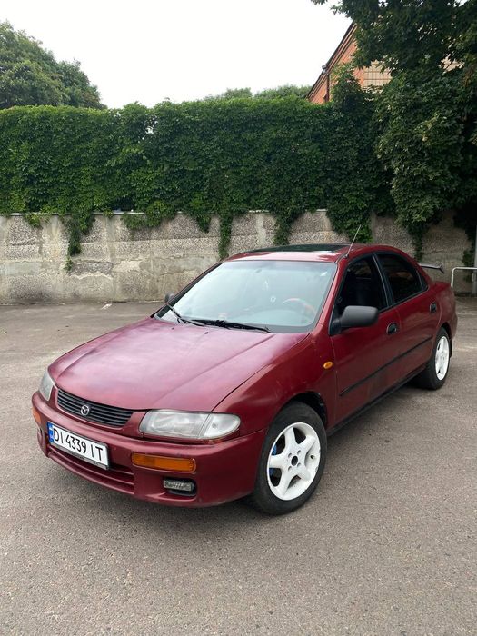 Мазда 323 , 1996р