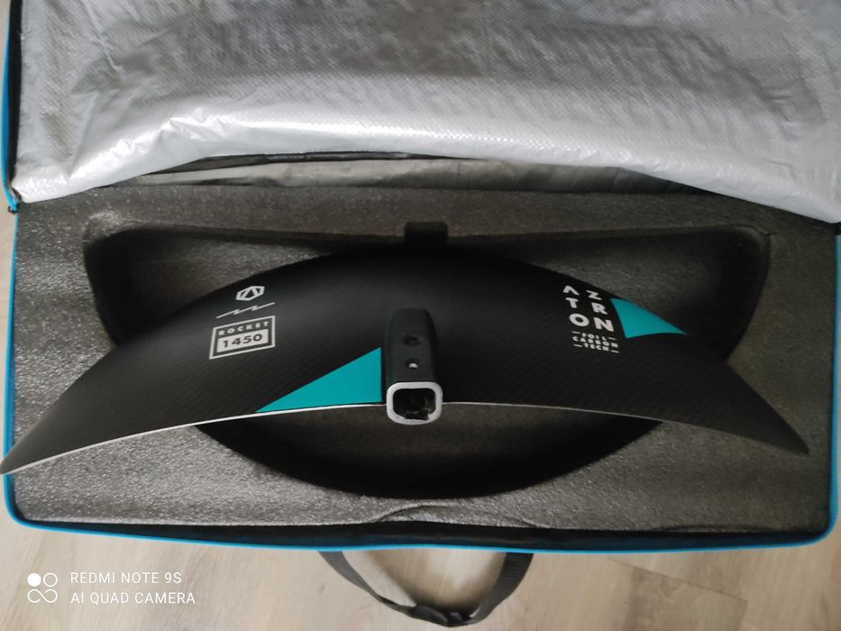 Foil windsurf aztron