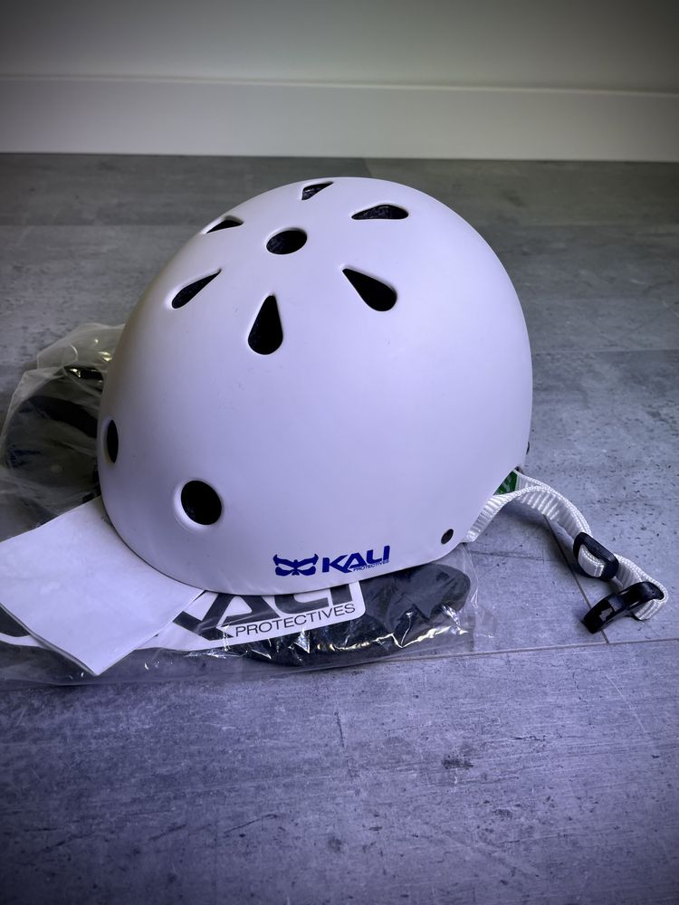 Kask Kali Rozmiar XS 48-54 cm Nowy Snowboard Rower Deskolrolka