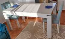 Vendo mesa branca de marca portuguesa / White table