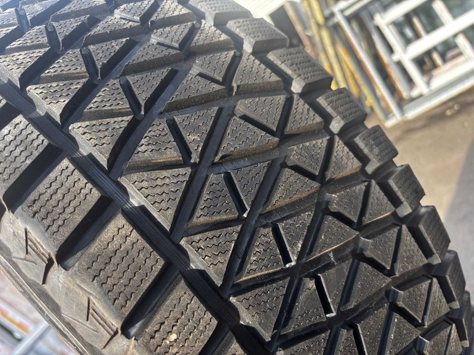 265-60-R18 BRIDGESTONE BLIZZAK 4штуки зимней резины GERMANY 2022