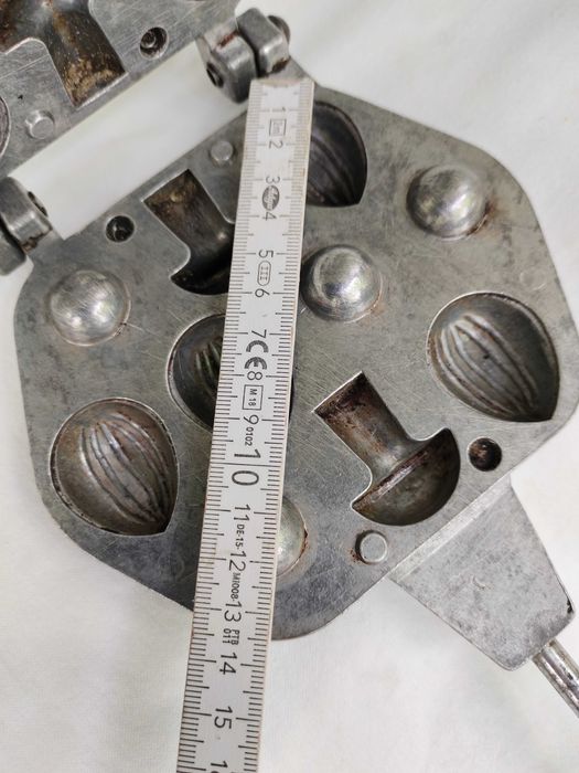 Горішниця радянська орешница форма для випічки горішків під начинку