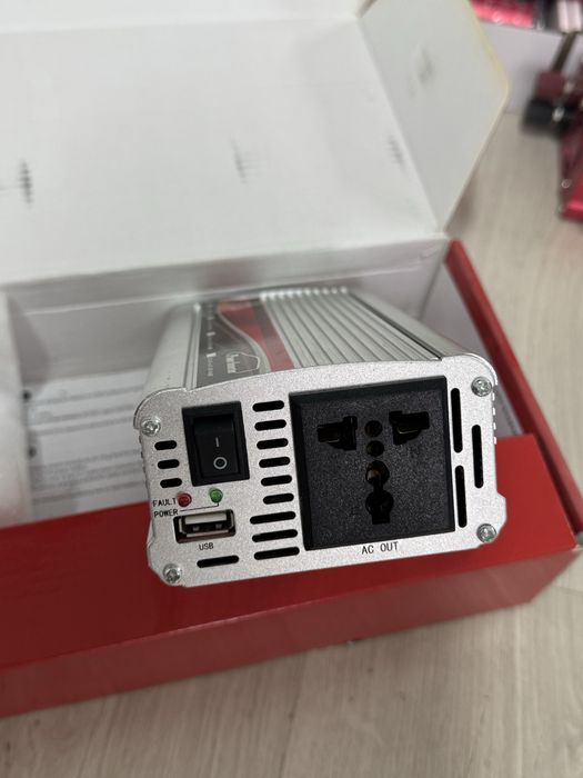 Інвертор Power Inverter (DC → AC) 2000W