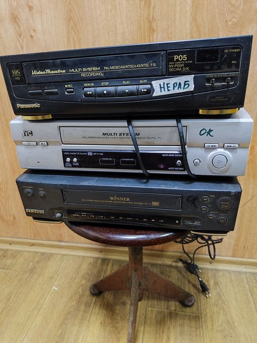 Видео магнитофон видик VHS Samsung svr-11g JVS hr-p186 Panasonic nv-p0