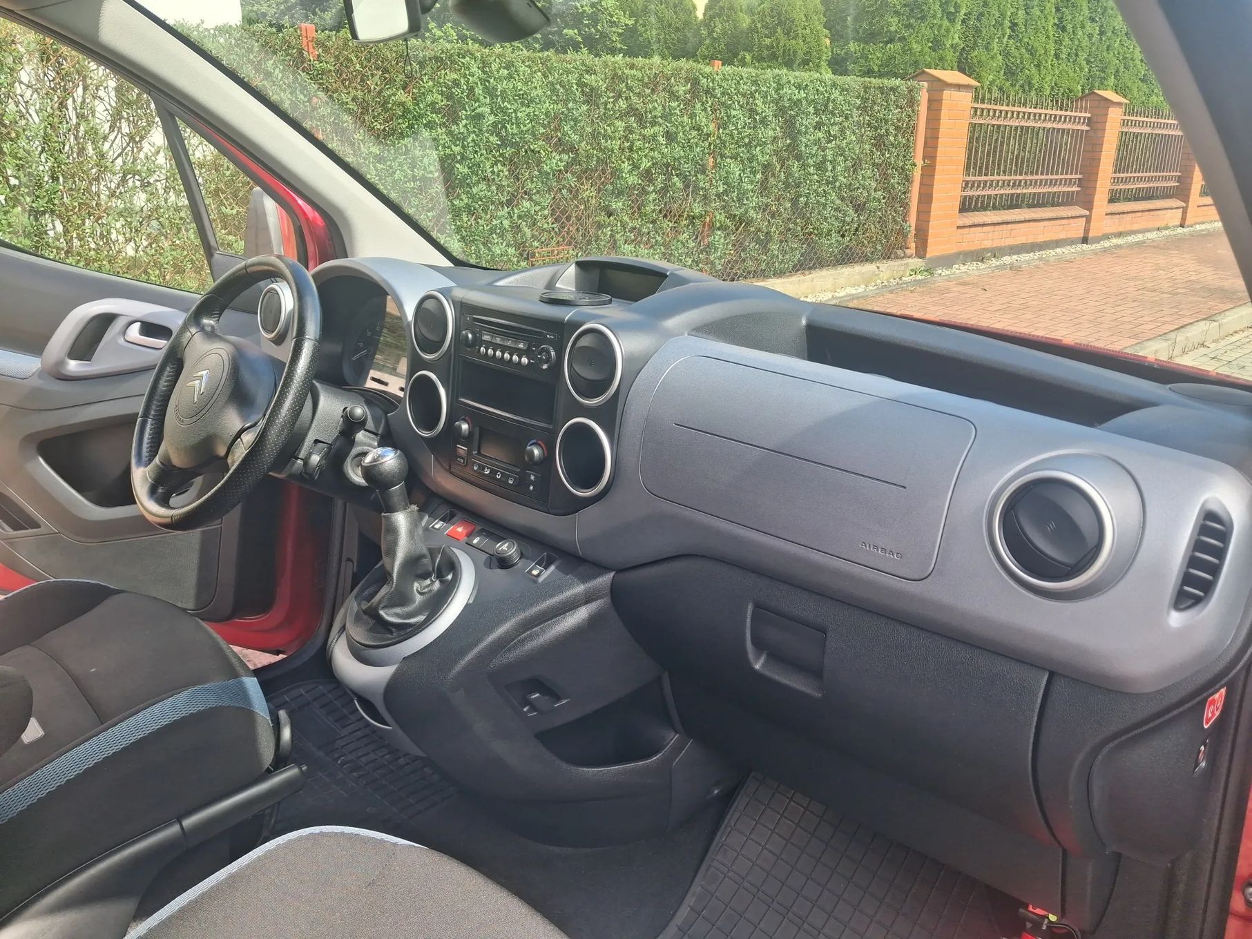 Citroën Berlingo XTR 1,6 HDI Klimatron PDC Reling 5-osób
