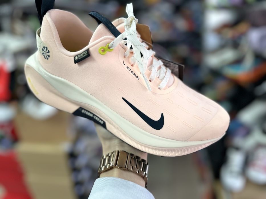 Кросівки Nike Infinity Run 04 Gore - Tex ( РОЗМІР 37,5)