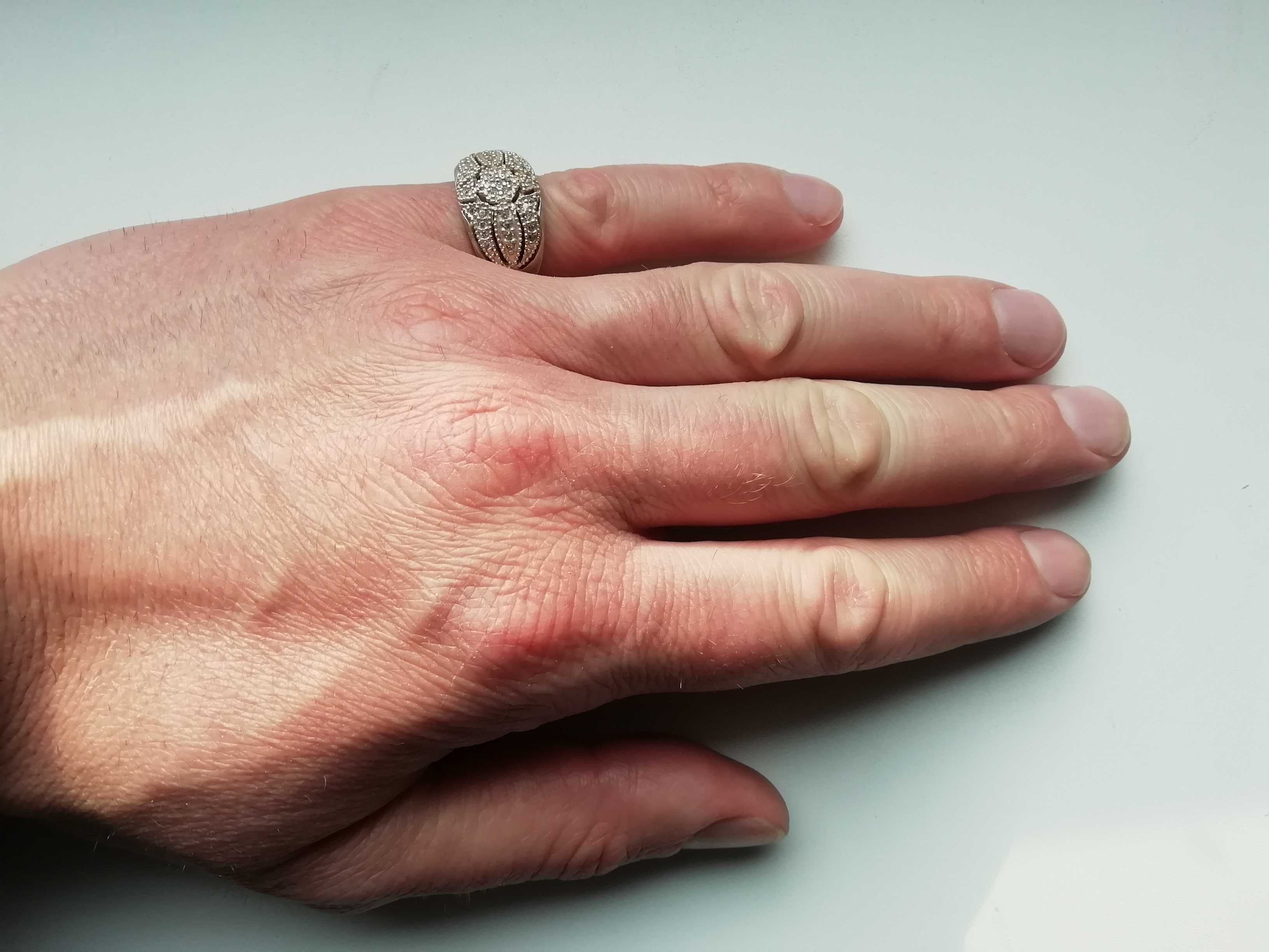 Серебряное кольцо с цитринами 18.5 размер