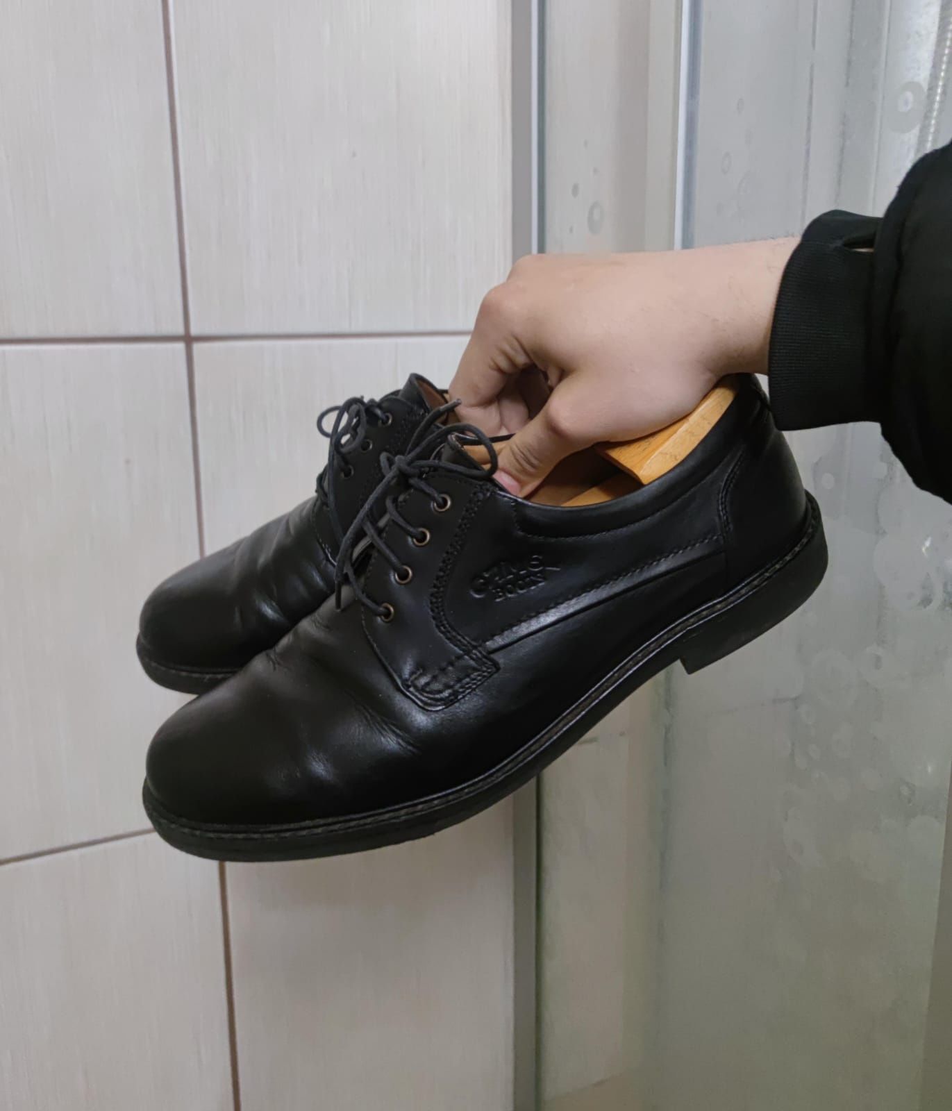 Buty obuwie 43 eleganckie męskie czarne leather skóra skórzane Camel b