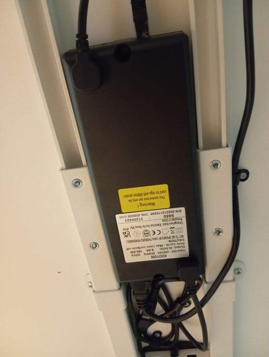 Nowe biurko elektryczne e model