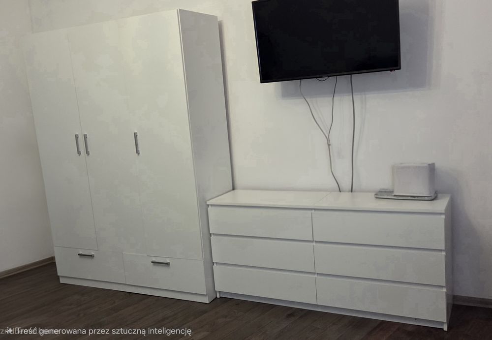 Szafa i komoda w idealnym stanie