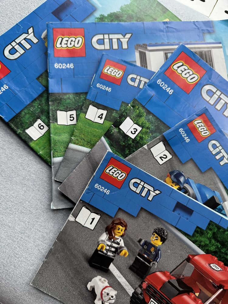 Klocki LEGO City Posterunek policji 60246