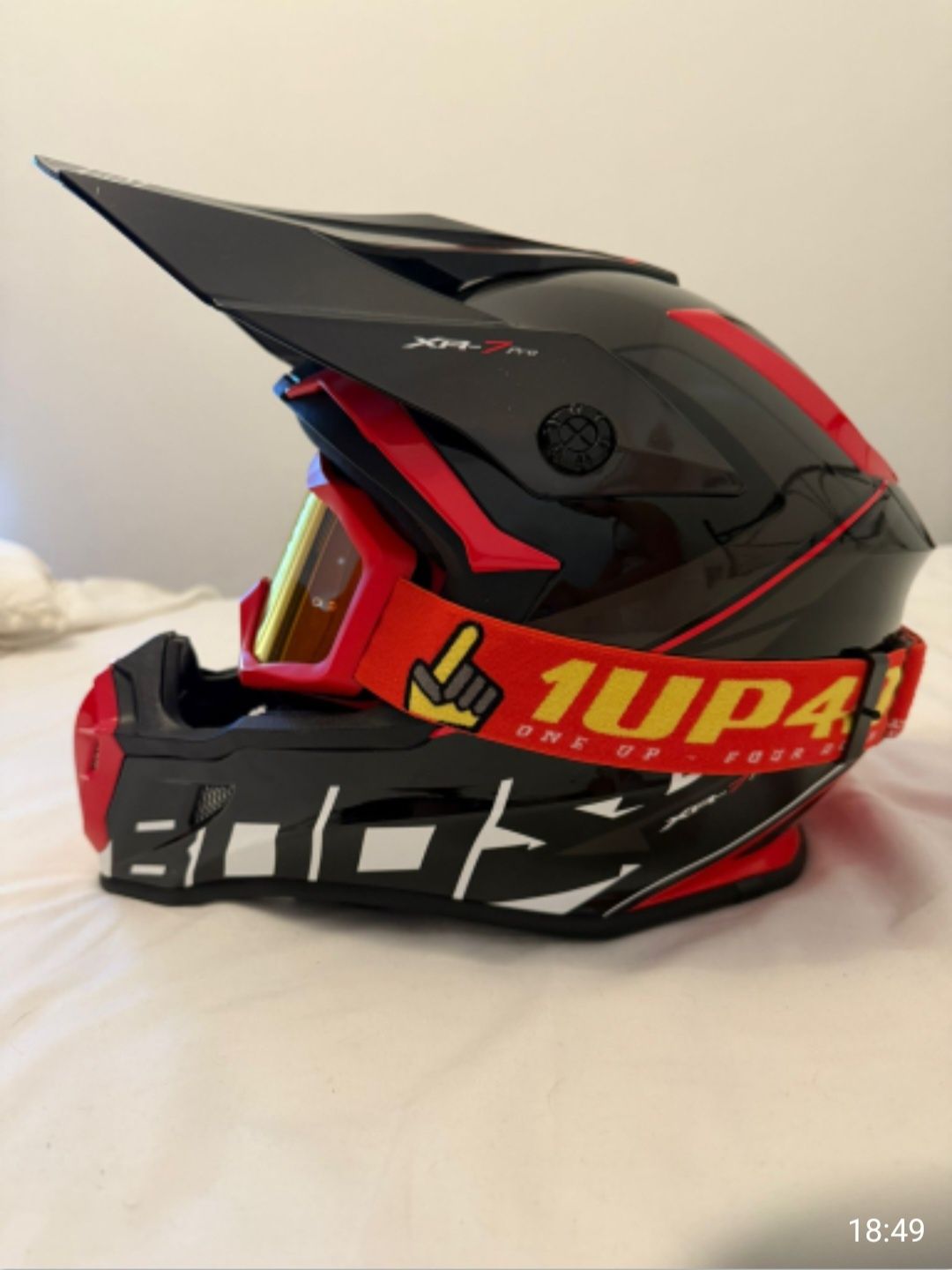 Capacete C.M.S  novo
