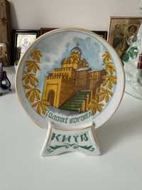 Тарелка на подставке Киев Золотые ворота декоративная