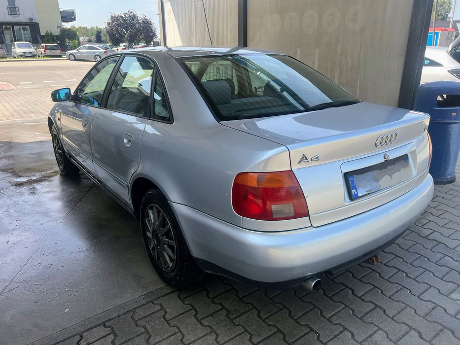 Audi A4 B5 1.8 LPG  | ubezpieczenie | przegląd | butla |