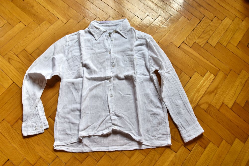 Trzy bluzki damskie w rozmiarze M (38)