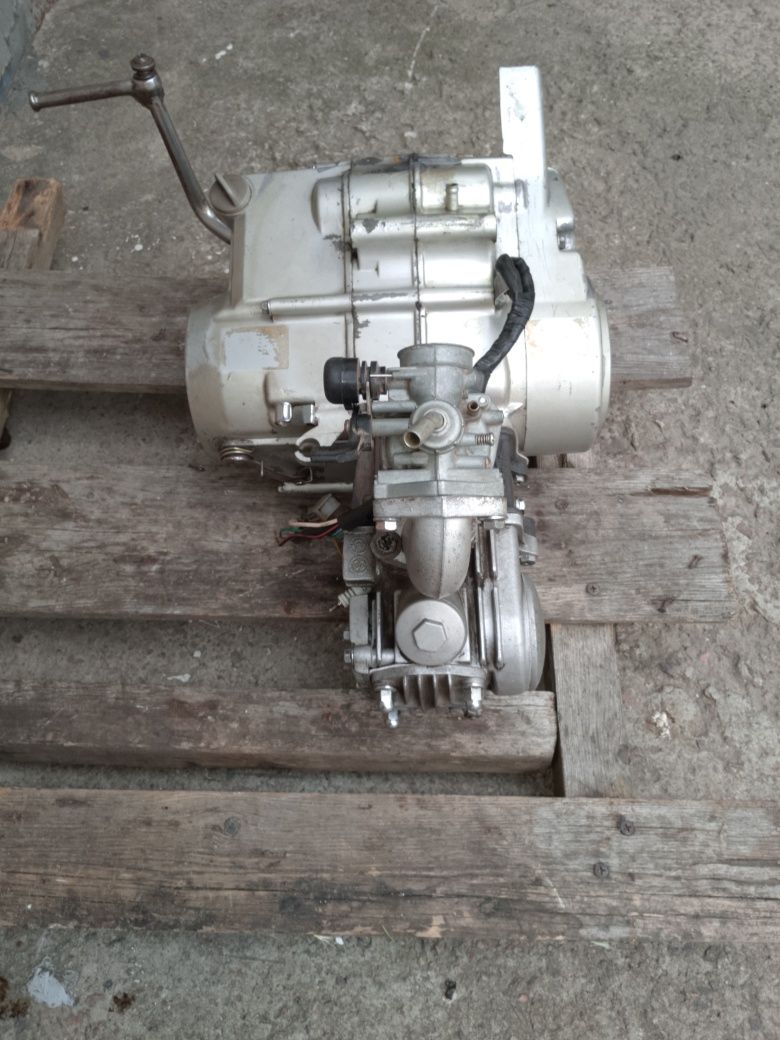 Продам мотор 39 FMB 72 куб.