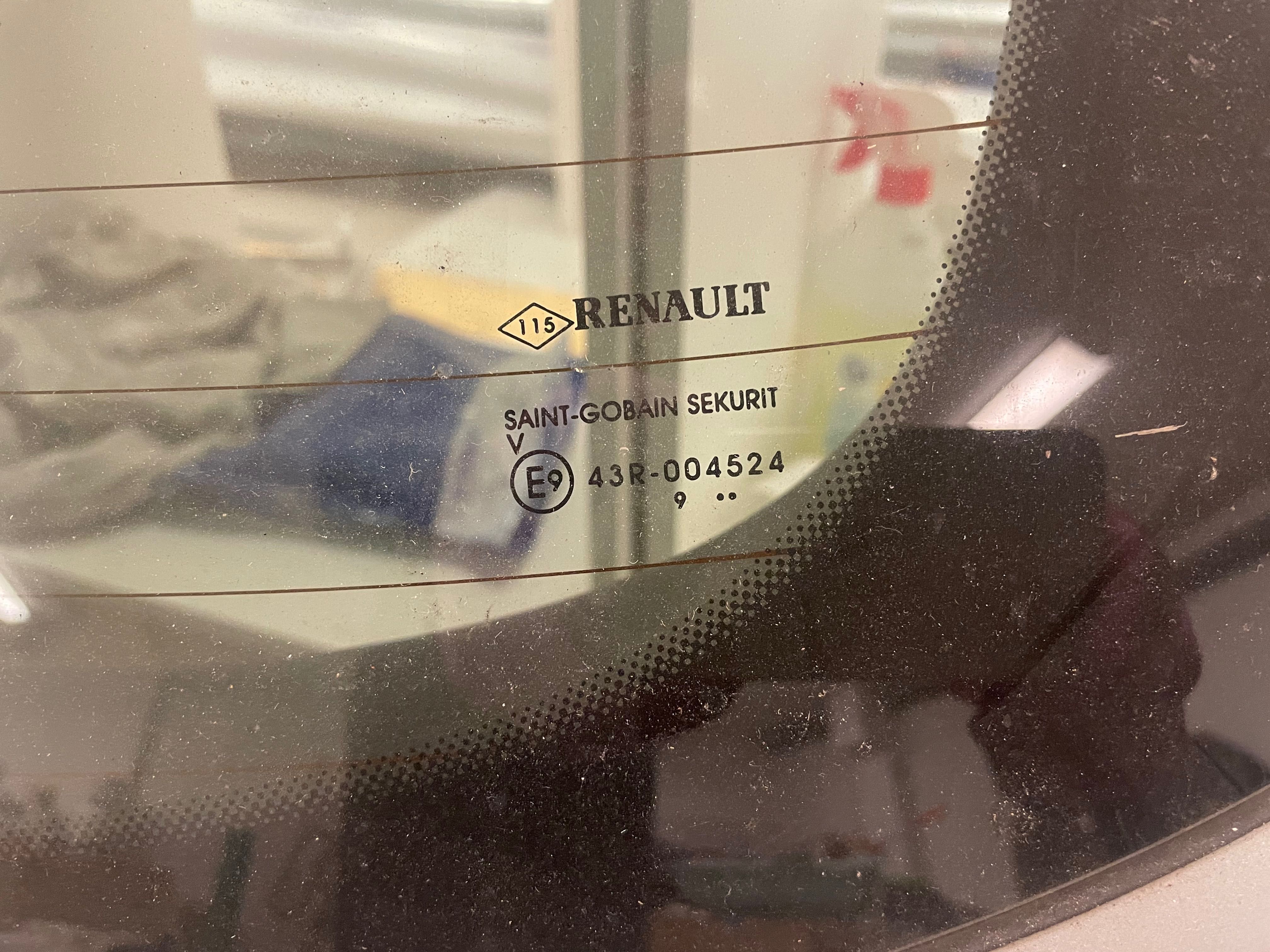 Renault Kadjar lift 2019r. klapa tylna z lampami