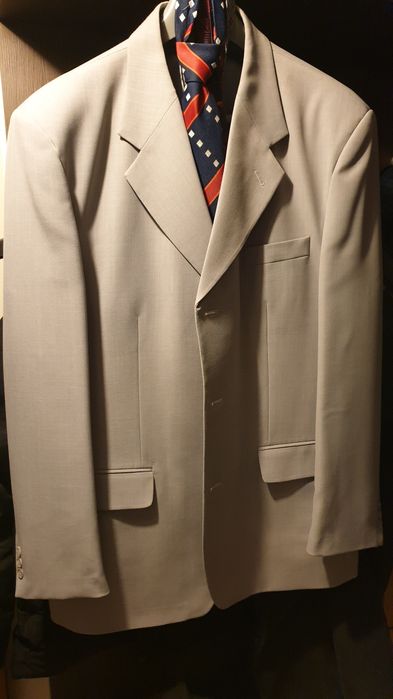 garnitur męski koru jasnego