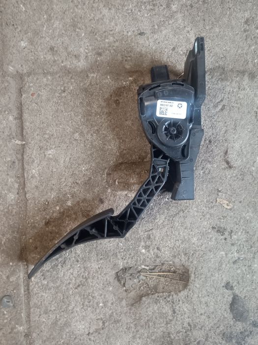 Potencjometr pedał gazu 3.0crd Jeep grand Cherokee WK2 10-15r oryginał