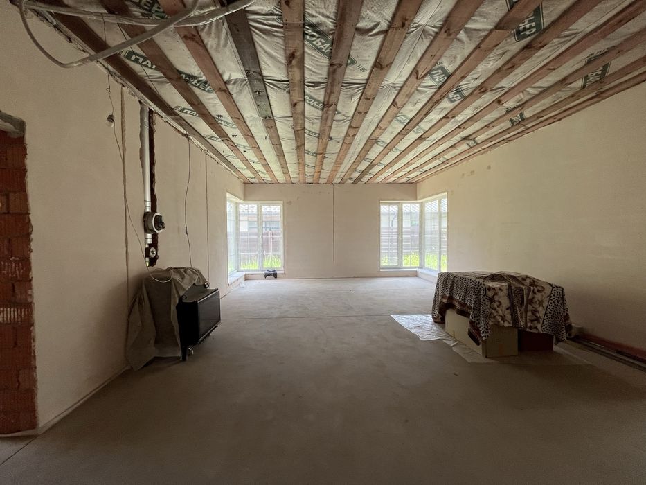 Будинок в Лісовій Бучі на 10 сотках