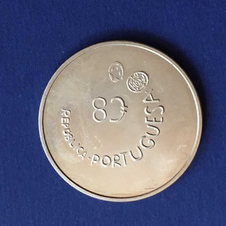 moeda 8 euro 2006-D. Henrique O Navegador-prata-Autor João Cutileiro