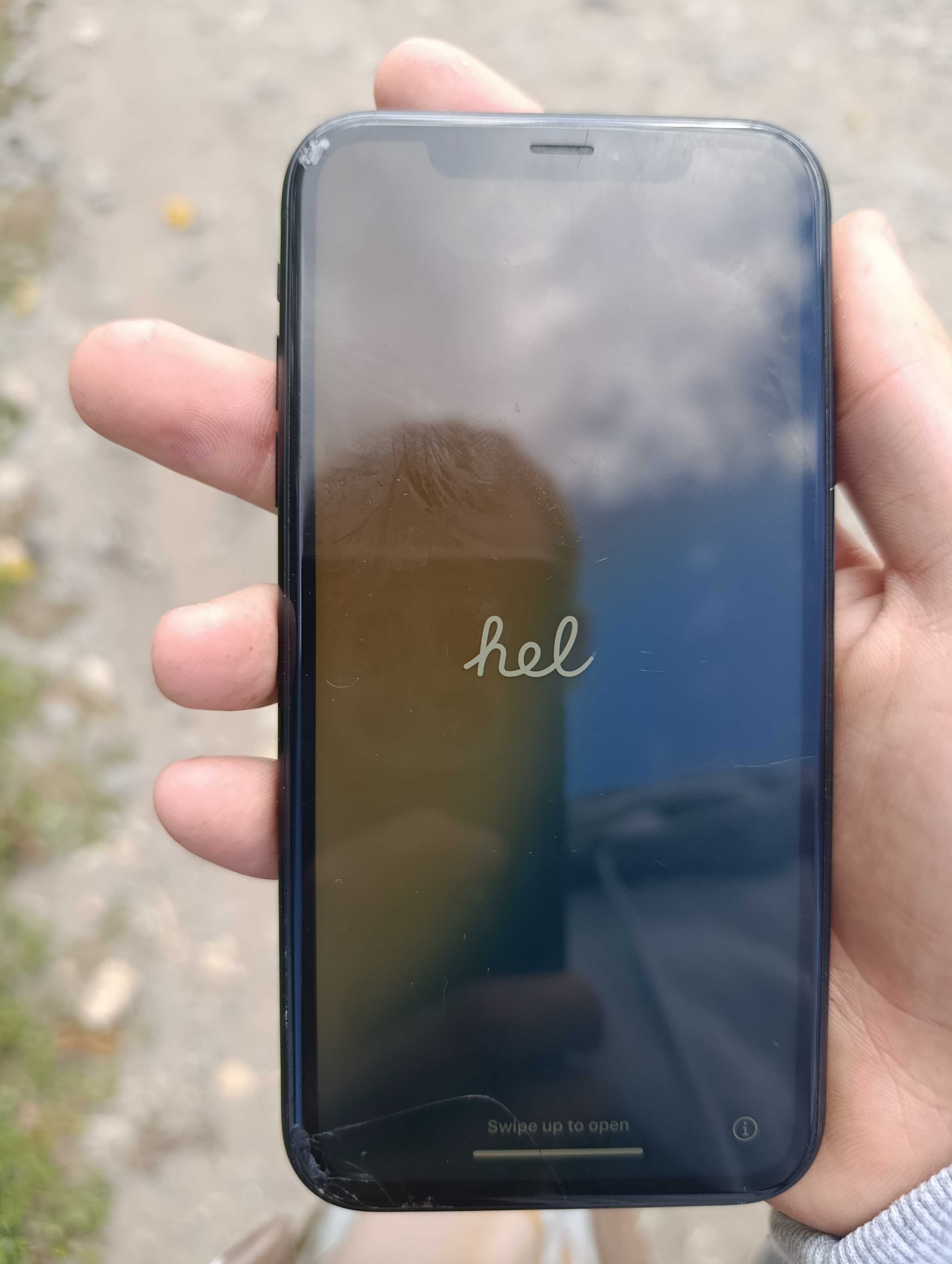 iphone xr 128 80% батарея