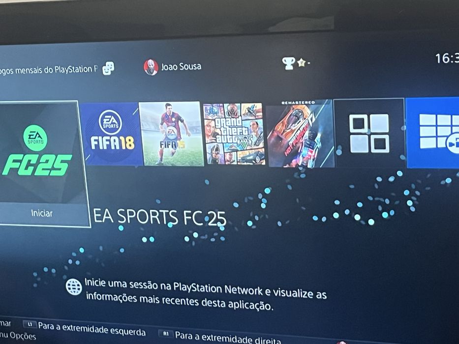 PlayStation 4/SM COMANDO