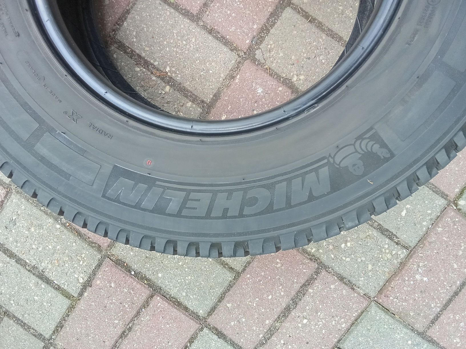 4szt NIE NAPRAWIANE 225/75R16C, Michelin, 8 mm