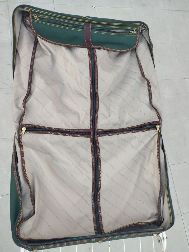 Porta fatos Modarte