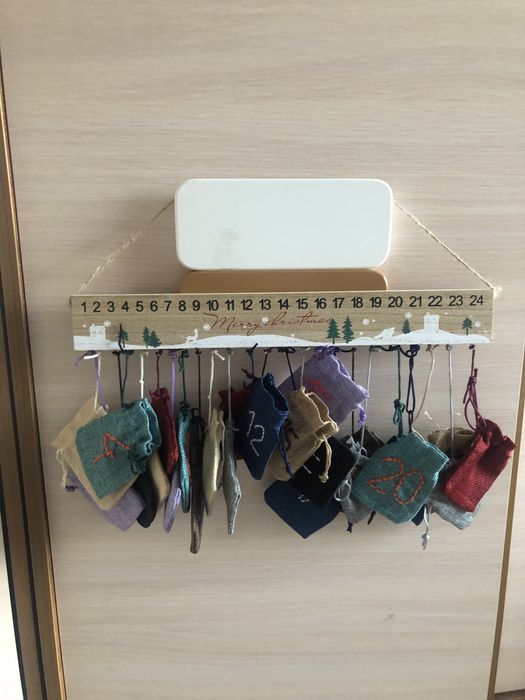 Kalendarz adwentowy diy woreczki na prezenty