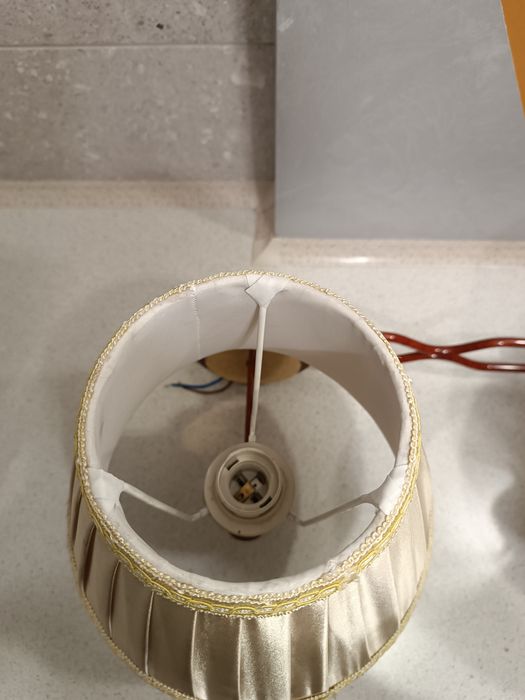 Светильник-люстра,на стену.