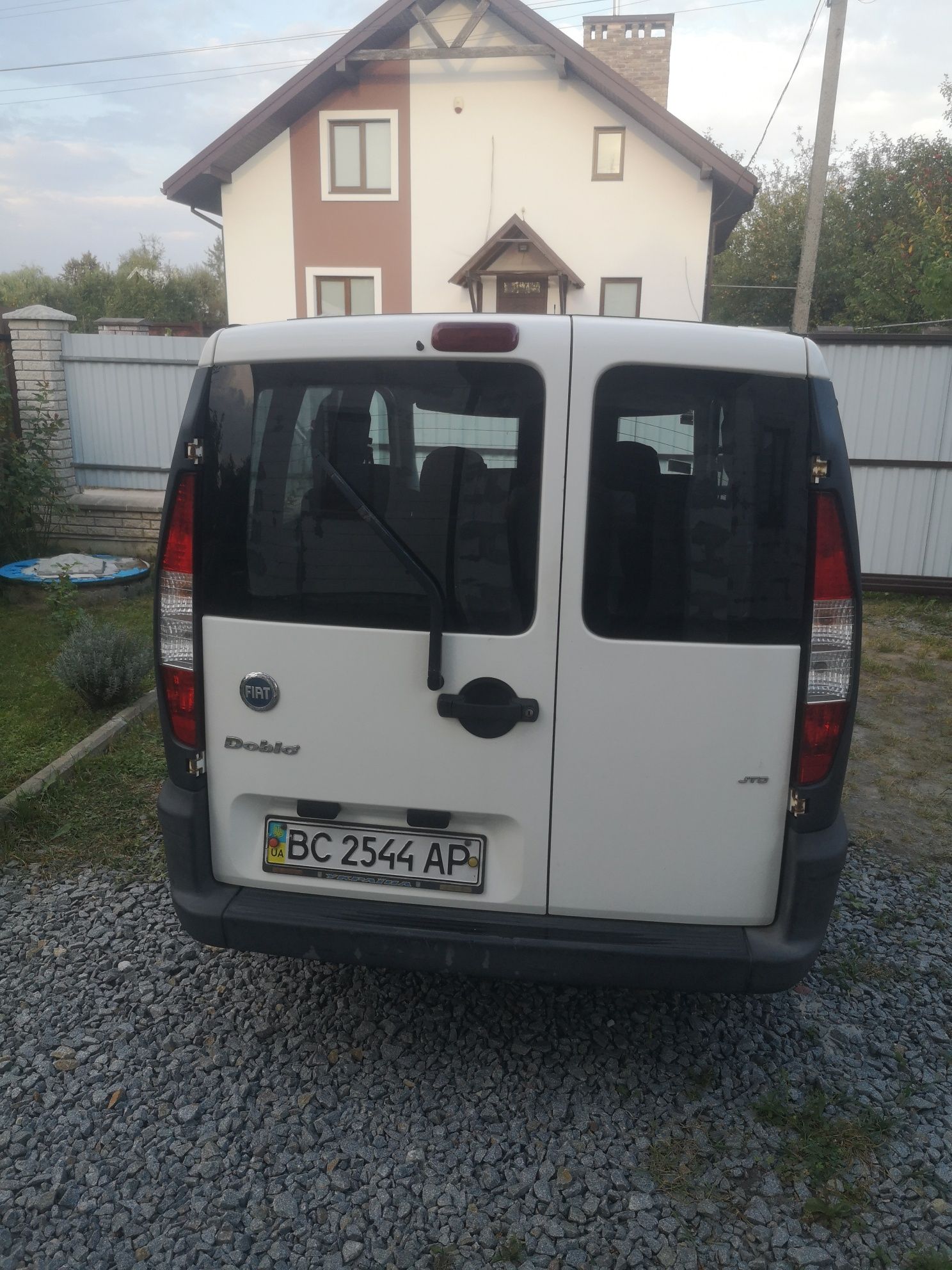 Терміново Фіат Добло 1.9 JTD 2005