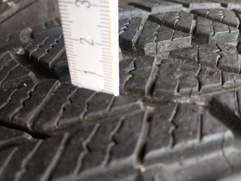 Opony zimowe wielosezonowe 205/60 r16