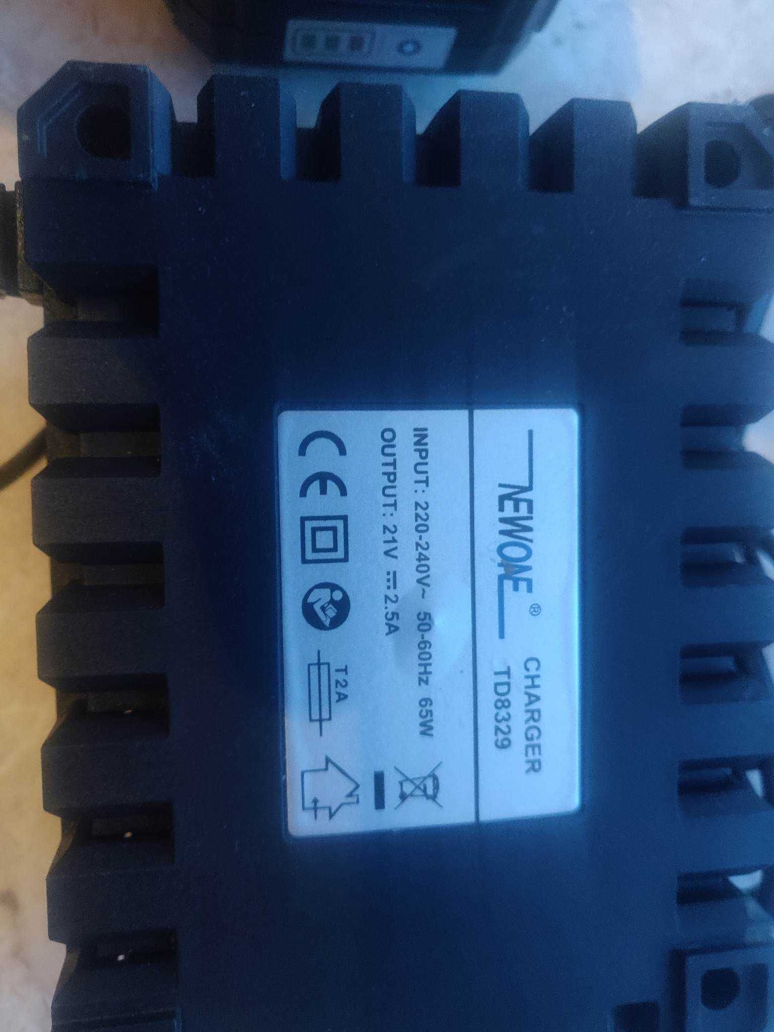 Akumulator do elektronarzędzi Newone 20V 4Ah + ładowarka