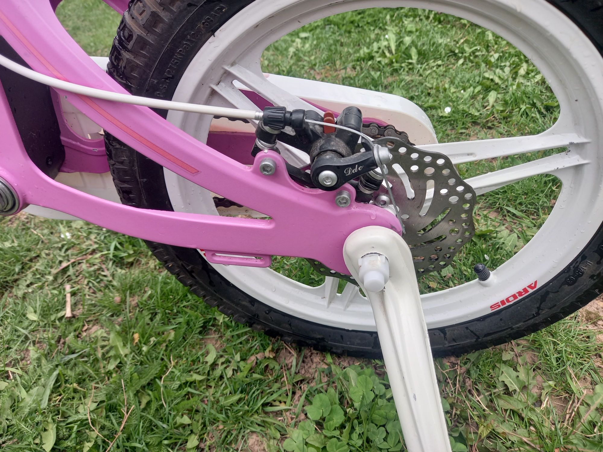 Велосипед для дівчинки 4 - 7 років