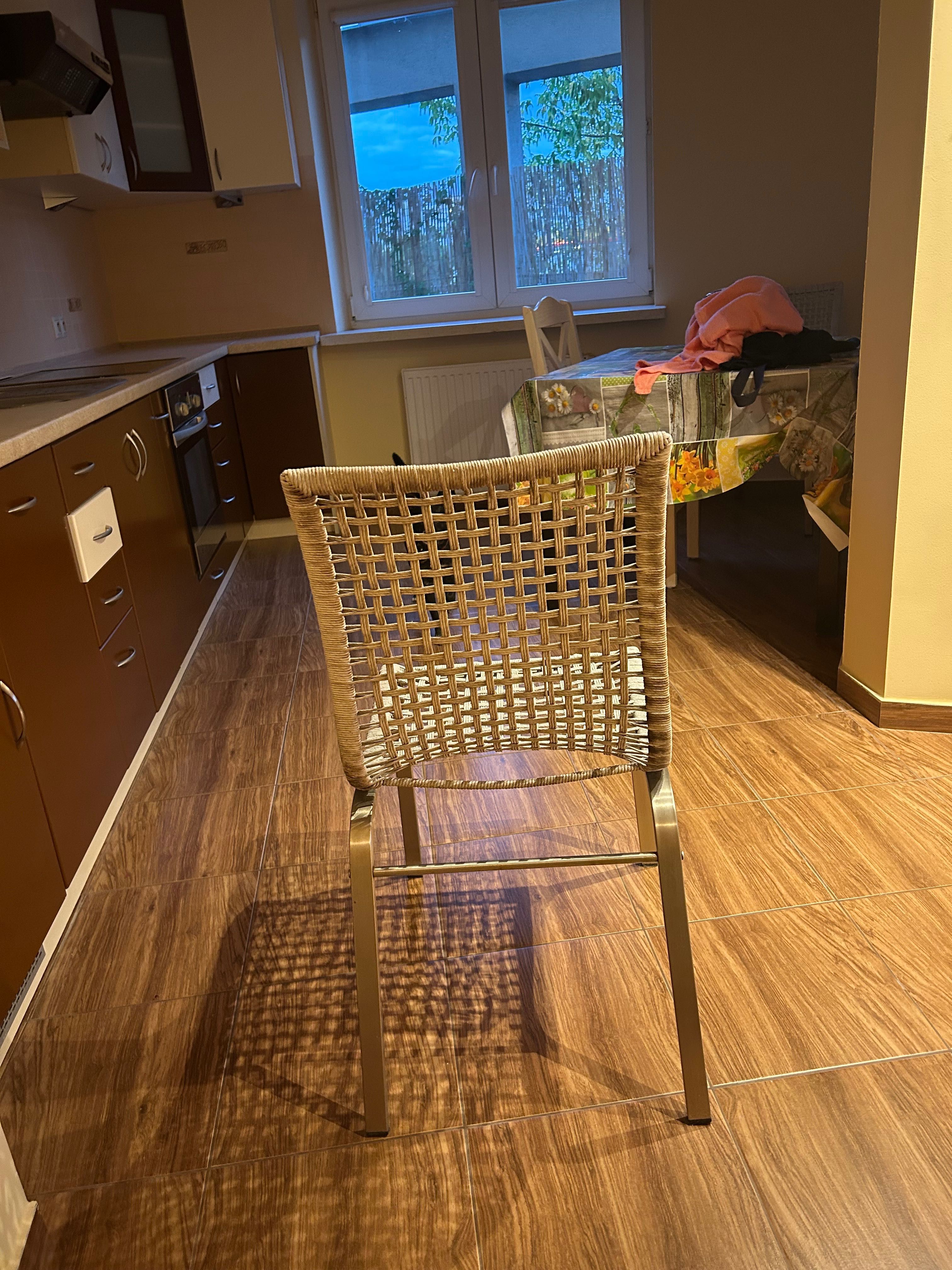 2 krzesła ikea do kuchni ogrodu plecione