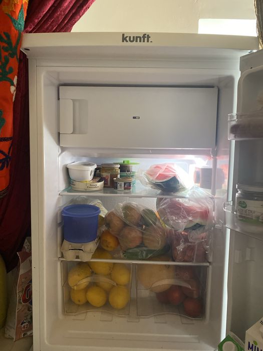 Frigobar kunft com 11 meses  com garantia