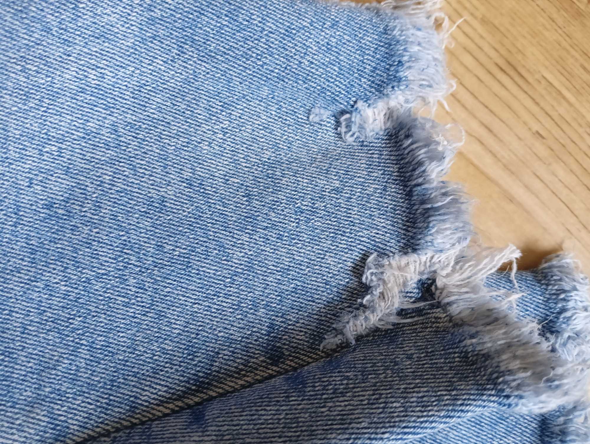 Jeansy spodnie Zara z wysokim stanem niebieske L