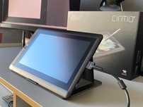 Tablet Wacom LCD Cintiq 13HD z Bitdefender IS 2013