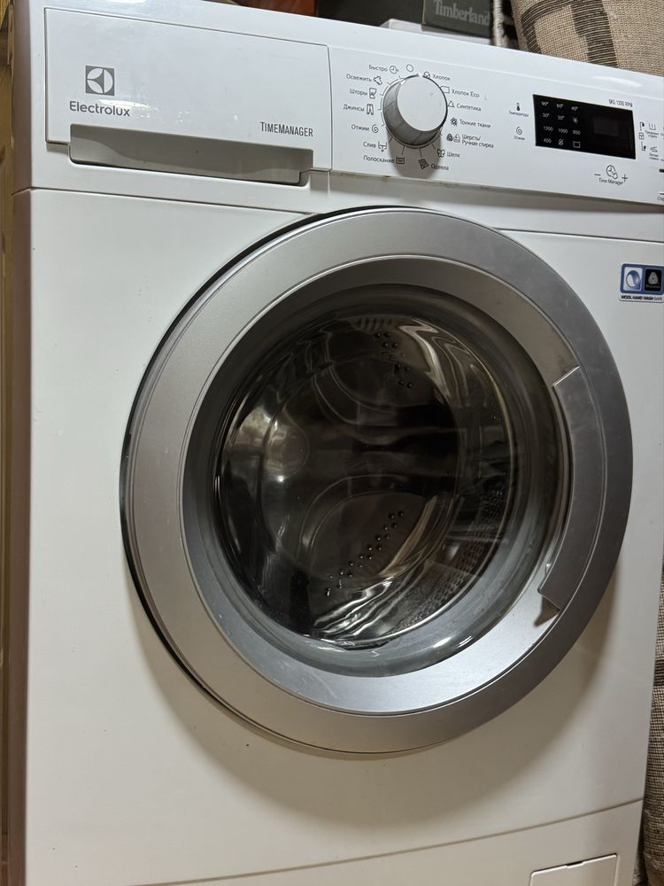 пральна машинка Electrolux