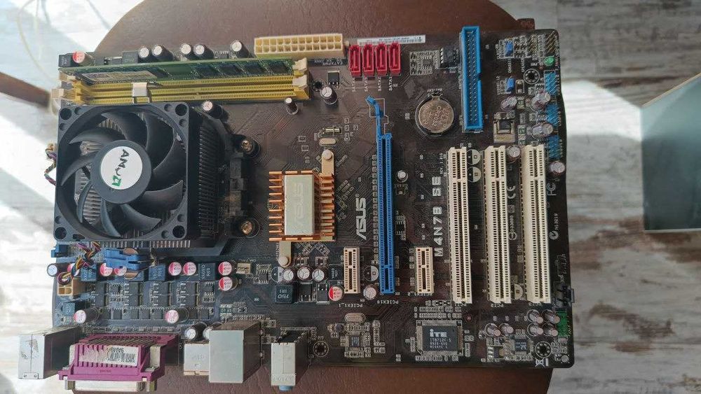 Материнська плата Asus M4N78 SE(AM2+)
