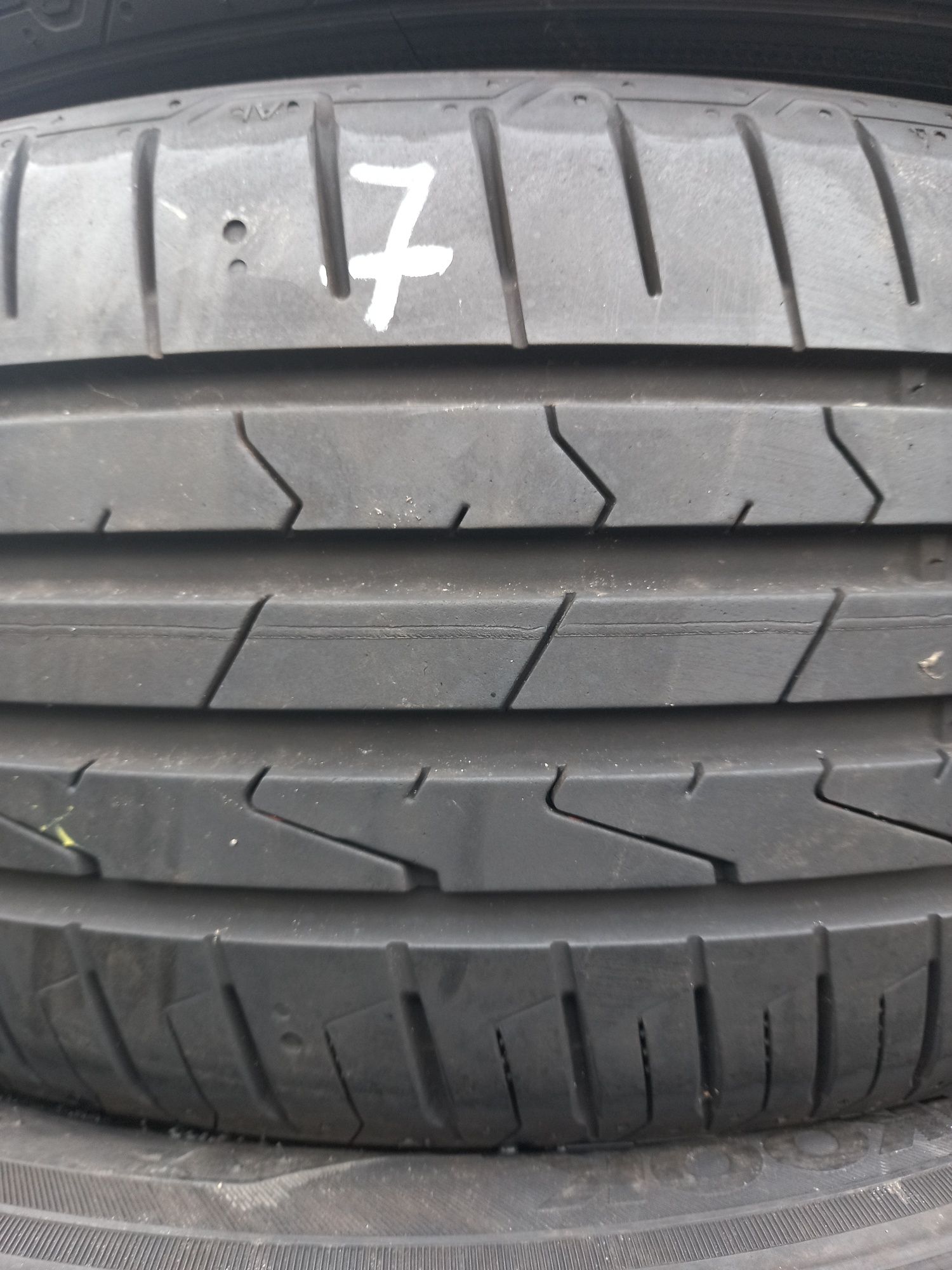 Opony używane 205/50/16 hankook 4x7 mm 2017