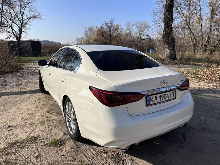 Продам Інфініті Q50