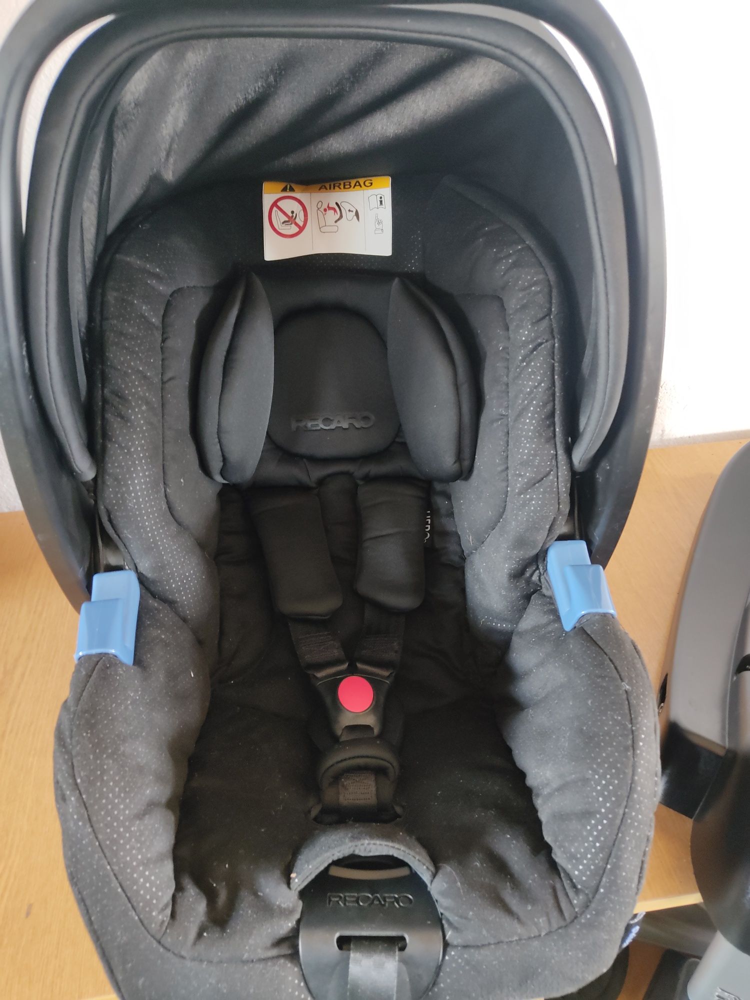 Fotelik nosidełko samochodowe Recaro Privia + baza Isofix 0-13