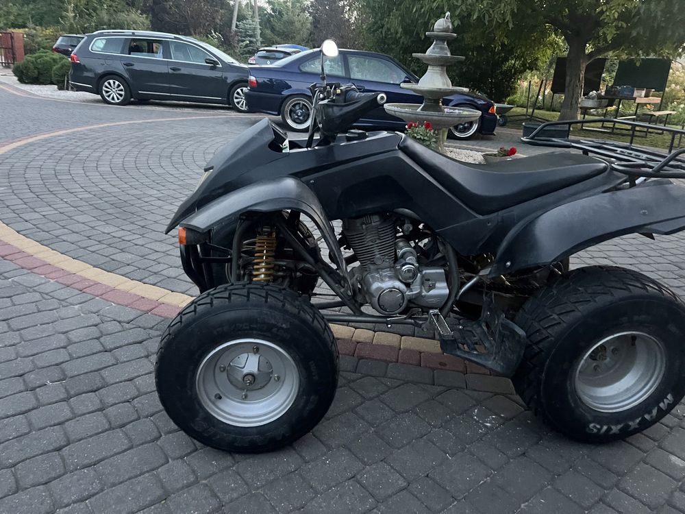 Quad  Derbi 175cm3 z homologacją