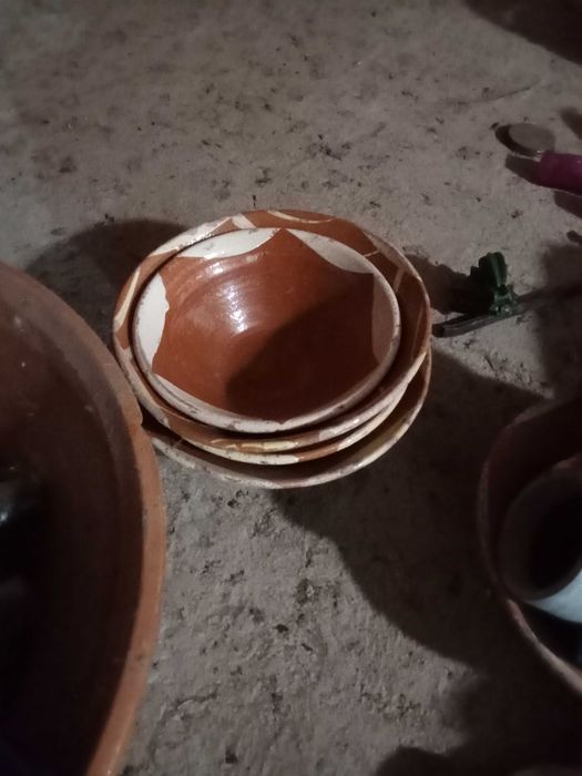 Vendo alguidares em barro de várias medidas