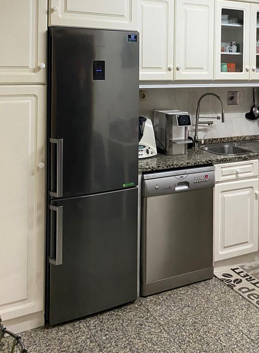 vende se frigorifico combinado +M. L. loiça