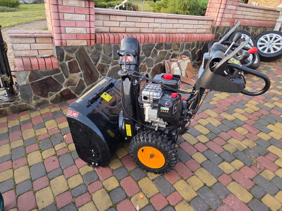 снігоприбиральник Partner PSB 300 ( U.S.A. )