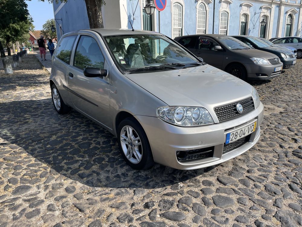 Fiat Punto 1.2 8v versão Sound 178.500km