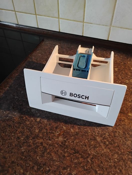 Szufladka do pralki Bosch Vario Perfect seria 4.